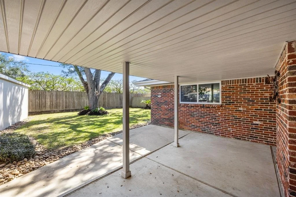 Photo of 9427 Braewick Drive
