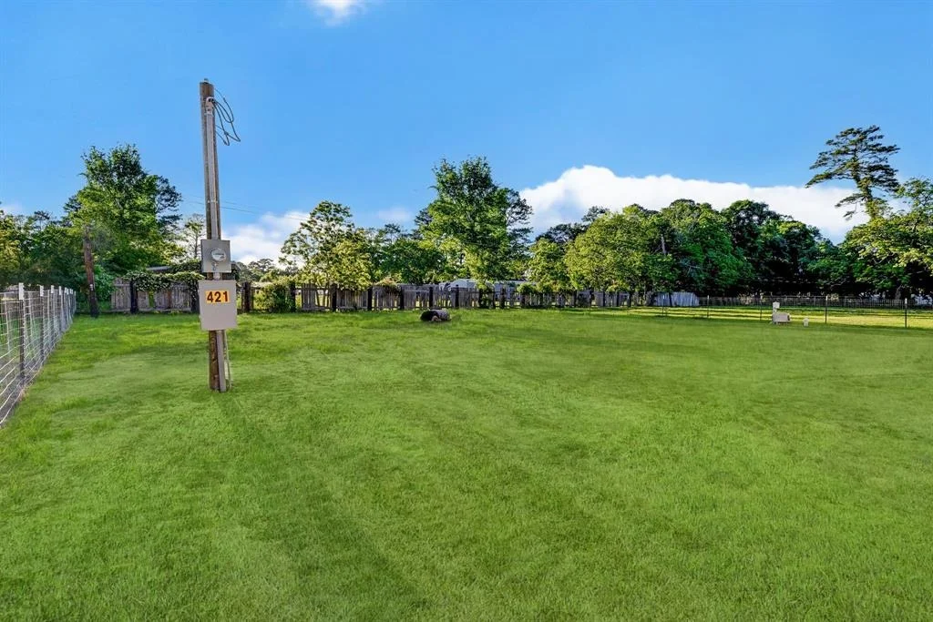 Photo of 421 County Road 4010