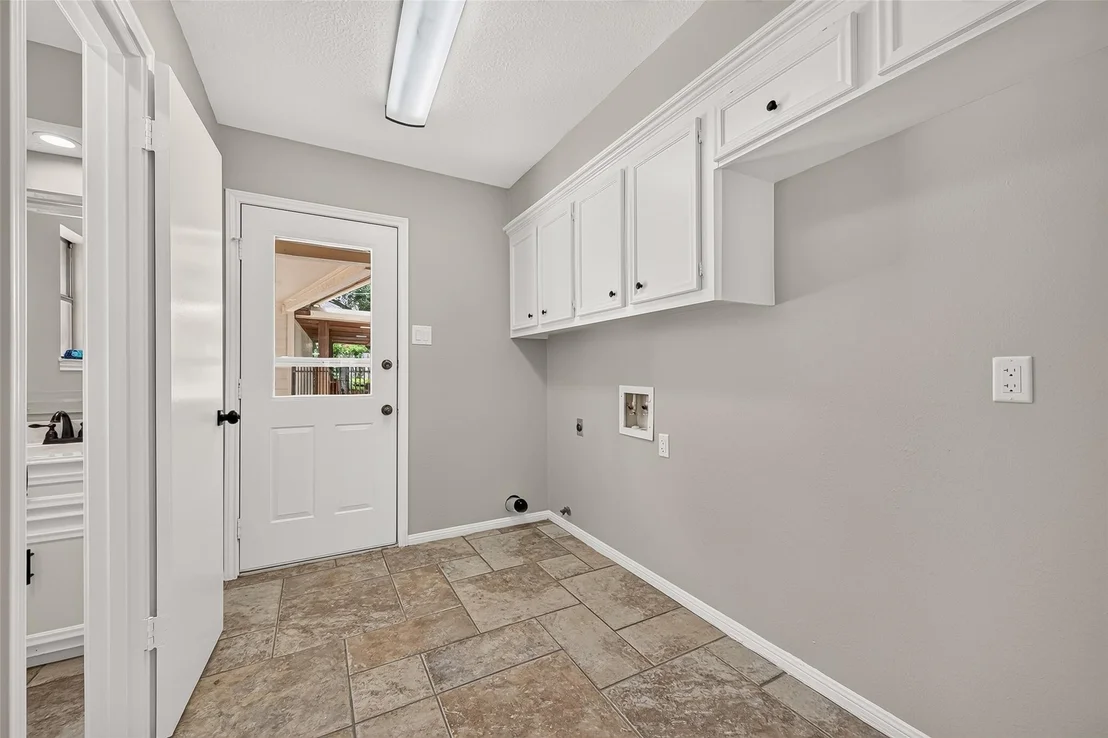 Photo of 12306 Laneview Drive