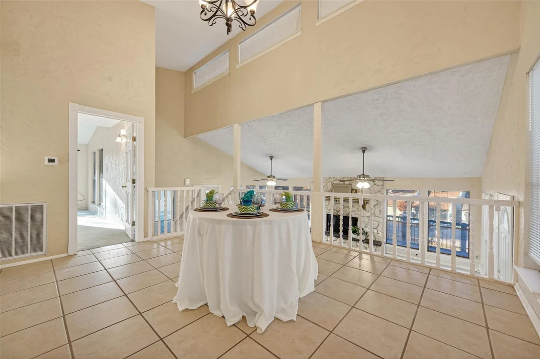 Photo of 805 Lake View Drive