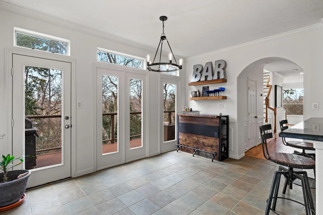 Photo of 1846 Stacy Crest