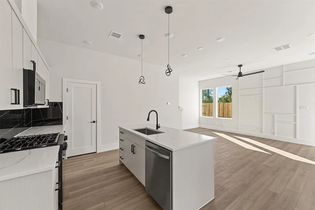 Photo of 5311 Teodoro Lane