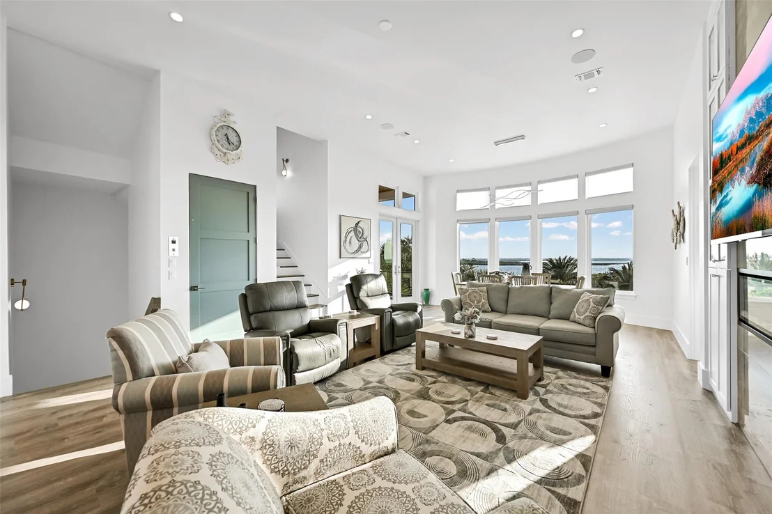 Photo of 3430 Treasure Circle