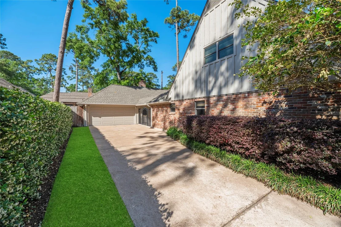 Photo of 12214 Cobblestone Drive