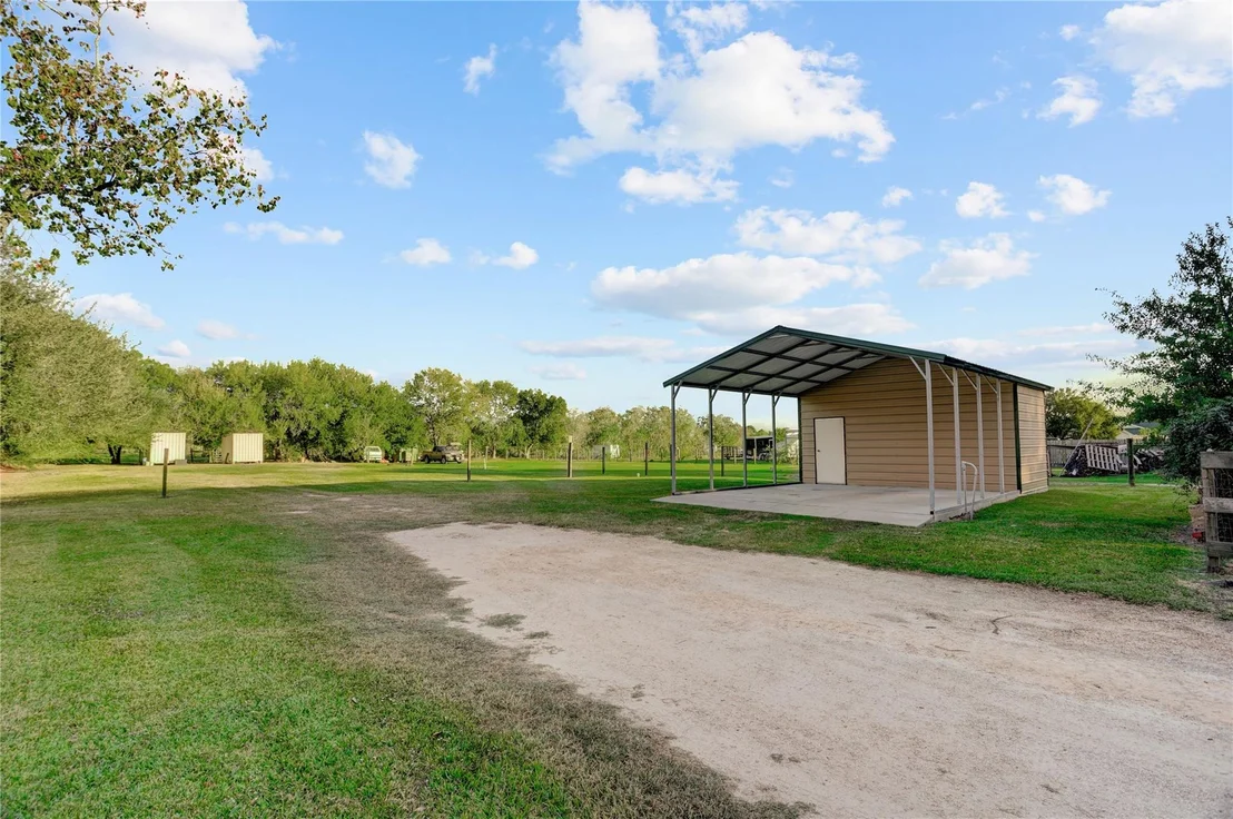 Photo of 2075 Lomax School Road