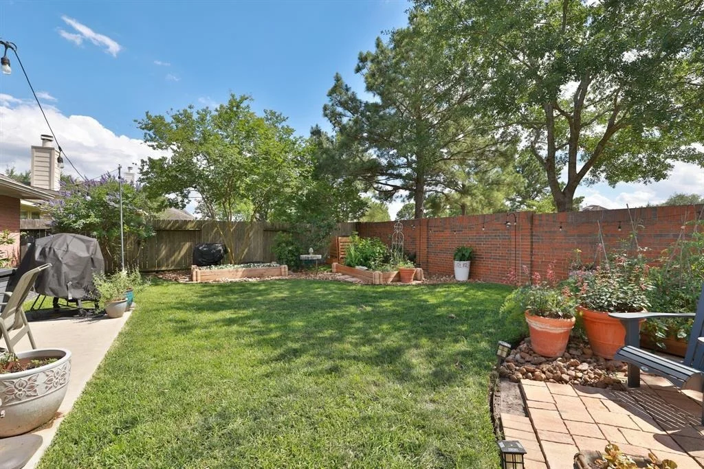 Photo of 9231 Fernwillow Drive