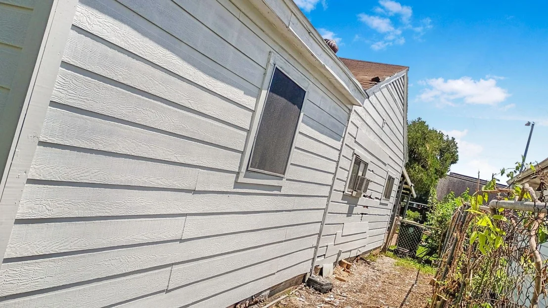 Photo of 4423 Holloway Drive