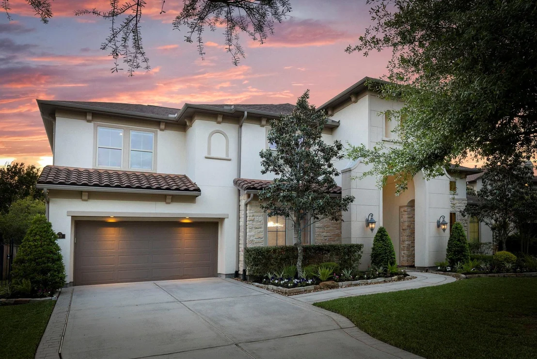 Photo of 19 Pondera Point Drive