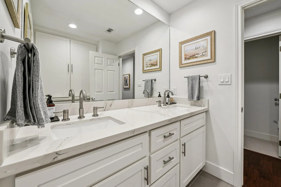 Photo of 11403 Valley Spring Drive