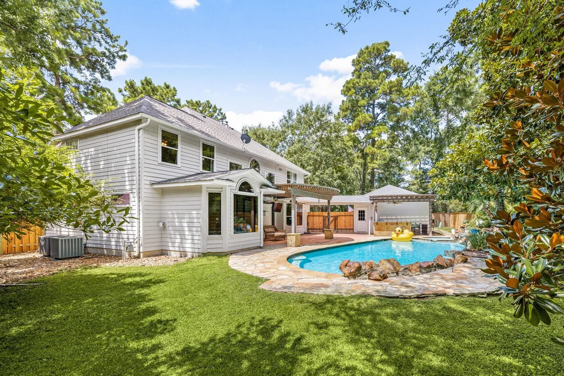 Photo of 94 Meadowridge Place