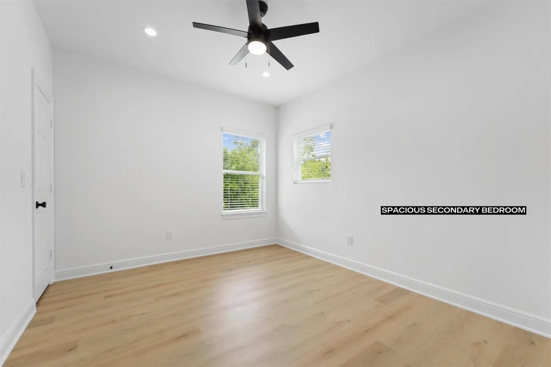 Photo of 5013 Golden Forest Drive