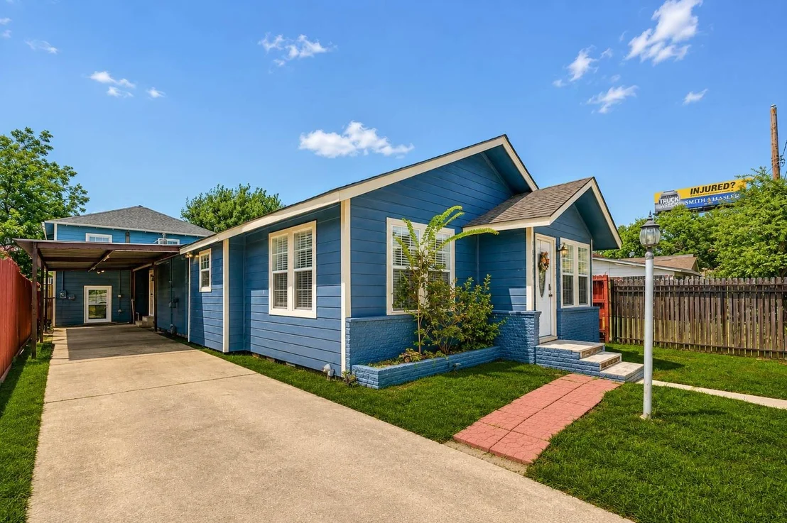 Photo of 3205 Eastex Freeway