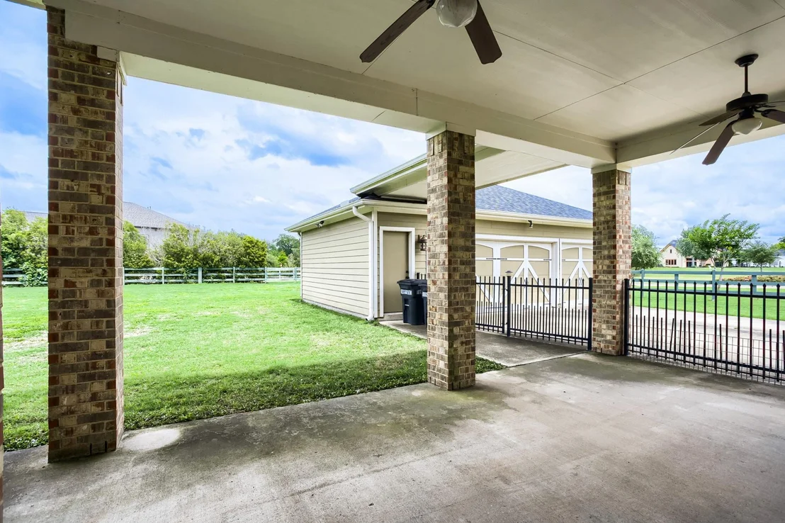 Photo of 5106 Water Oak Crescent