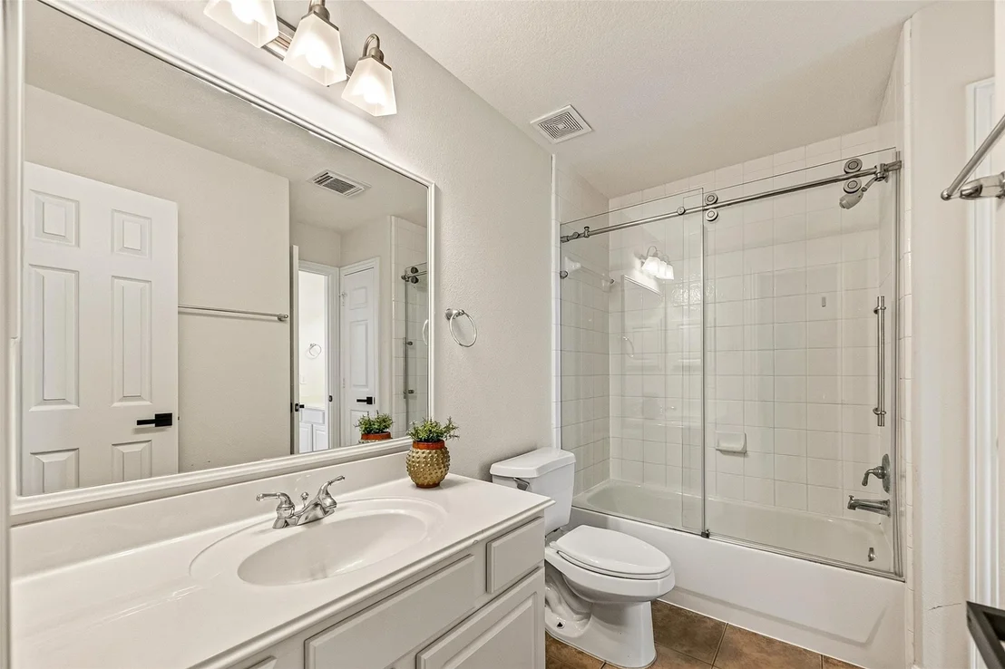 Photo of 45 Marquise Oaks Place Place