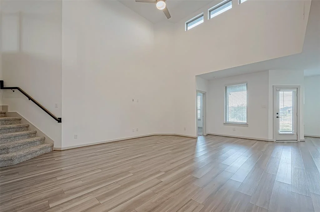 Photo of 28322 Hannahs Harbor Lane