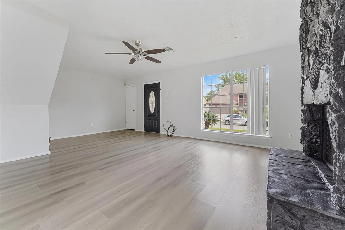 Photo of 15326 Peachmeadow Lane