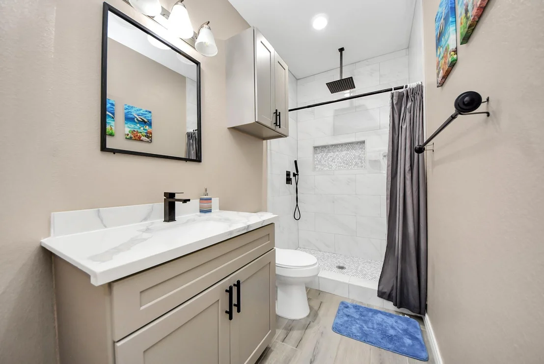 Photo of 6543 Crestford Lane