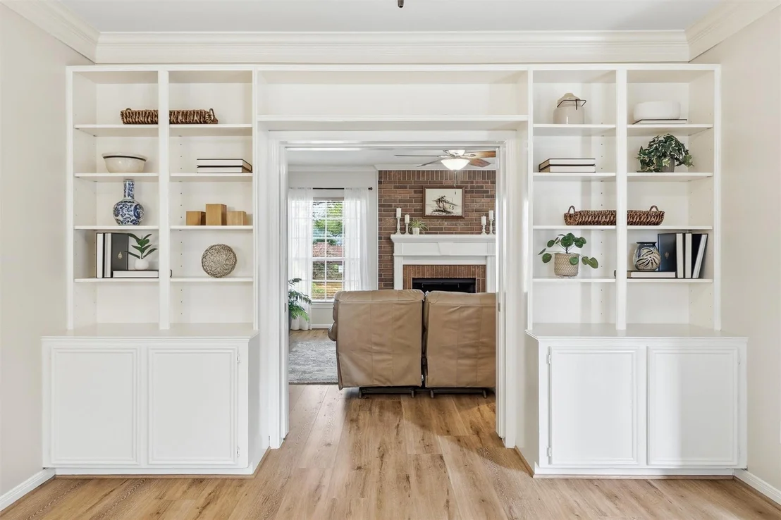 Photo of 2023 Garden Terrace Drive