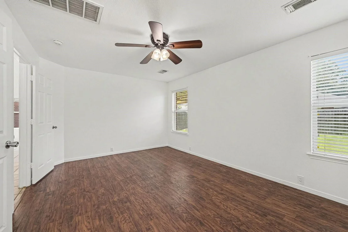 Photo of 16602 Grenada Falls Drive