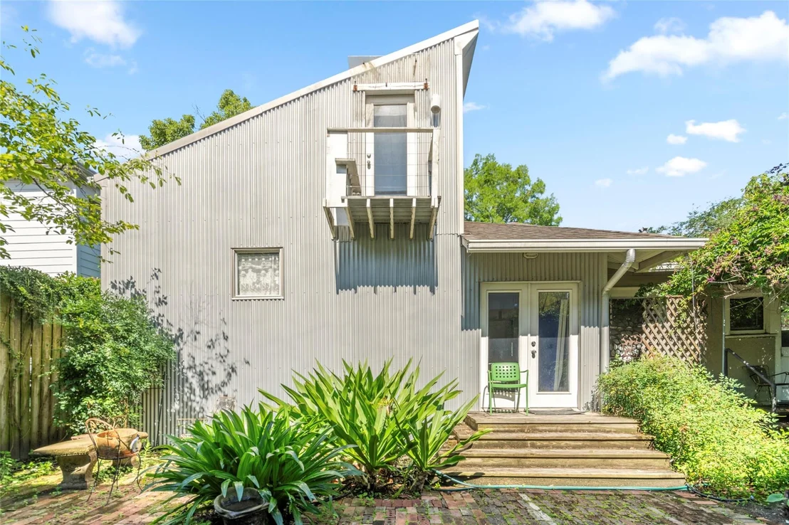 Photo of 3703 Graustark Street