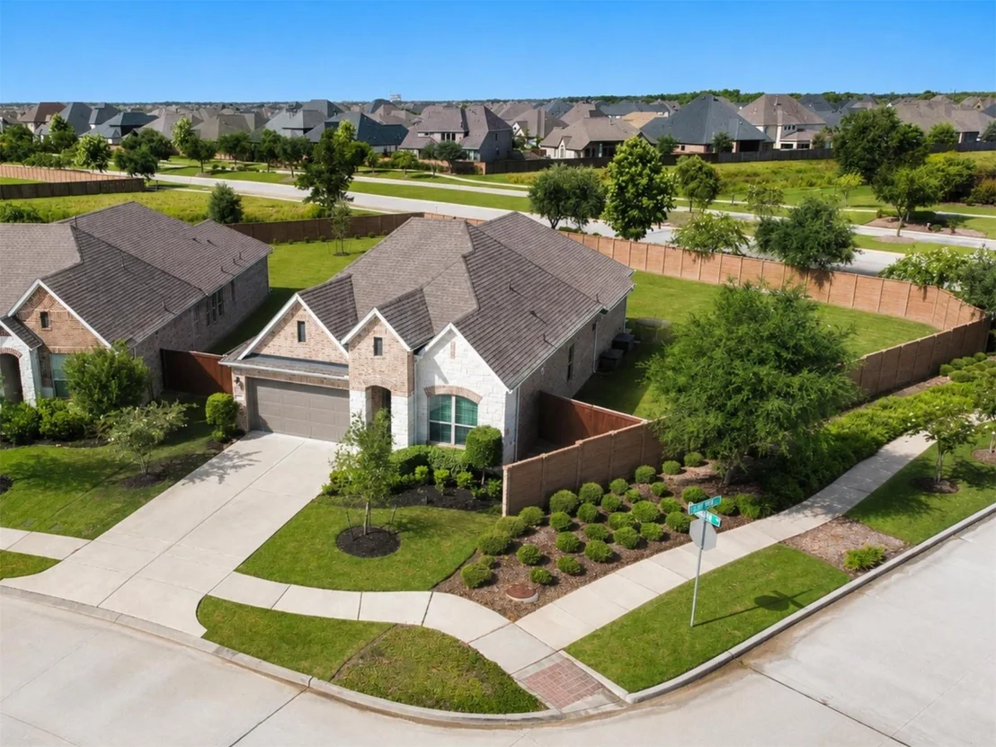 Photo of 4926 Morrison Drive