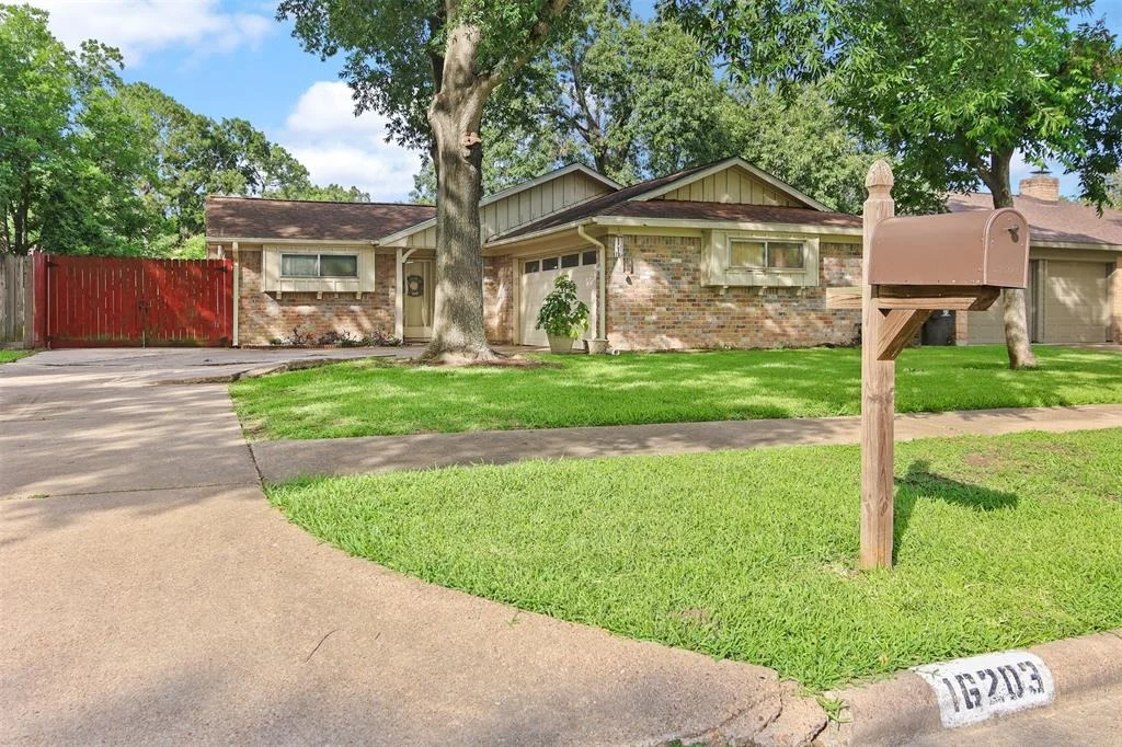 Photo of 16203 White Star Drive