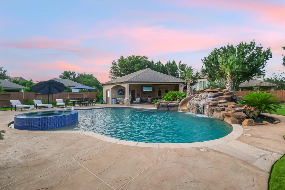 Photo of 10414 Pebblecreek Crossing