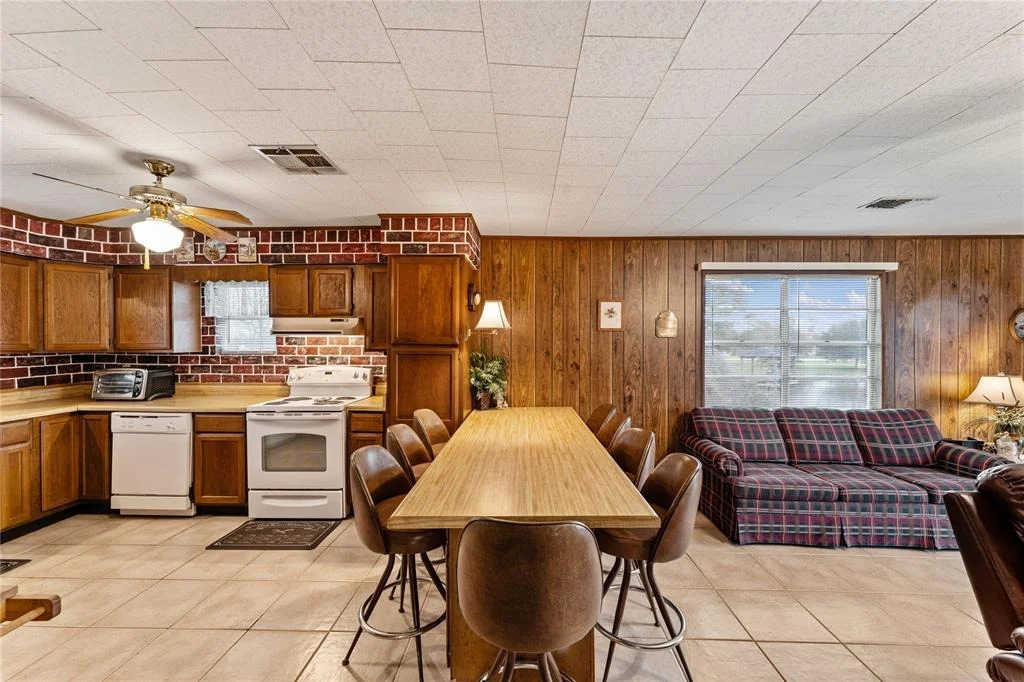Photo of 410 Palm Drive