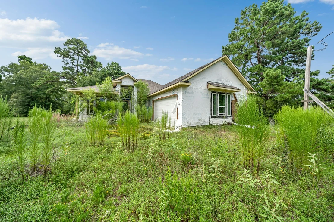 Photo of 40 Fairway Drive