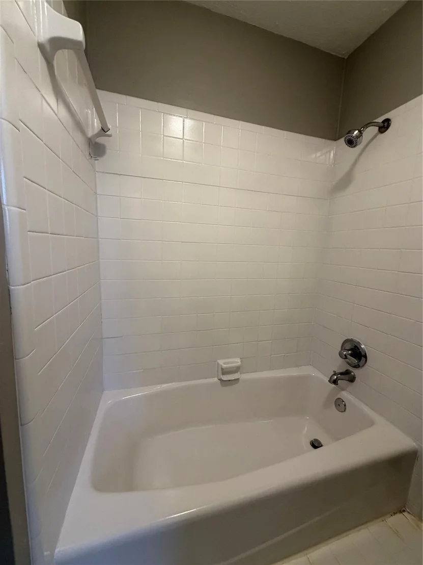 Photo of 21406 Park Royale