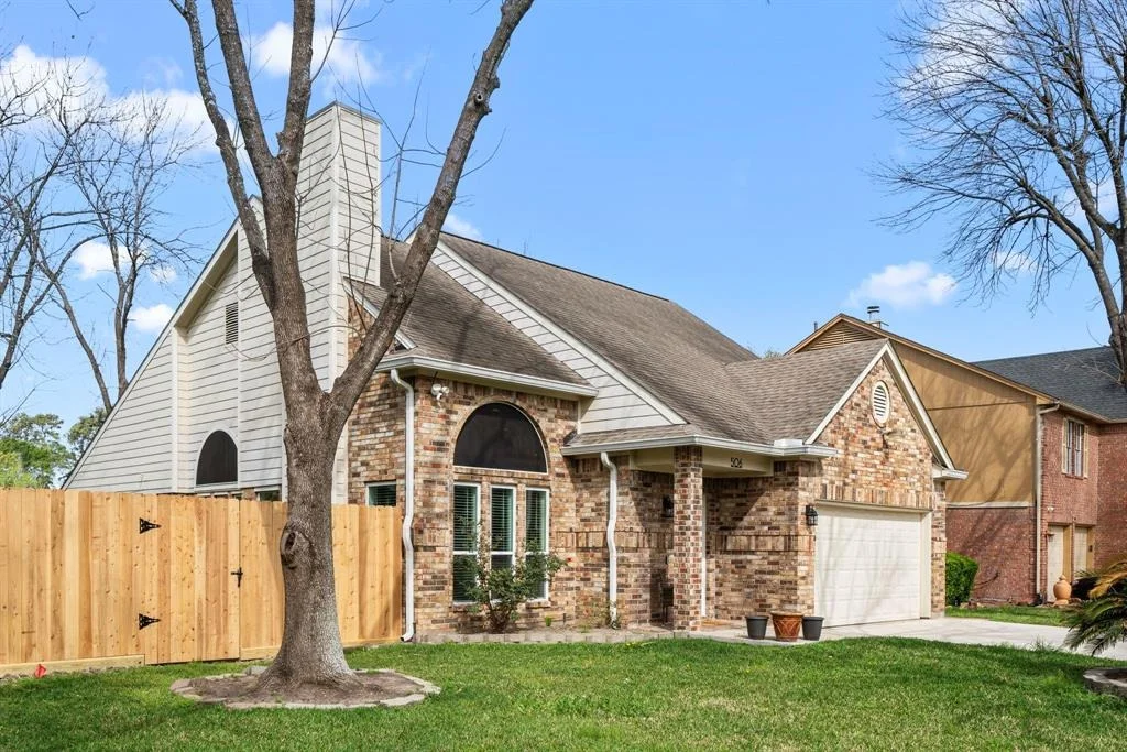 Photo of 506 Rivergrove Drive