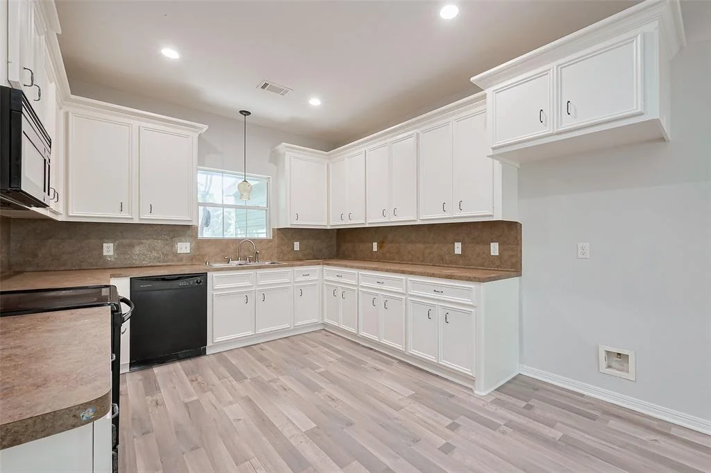 Photo of 9637 Roda Drive