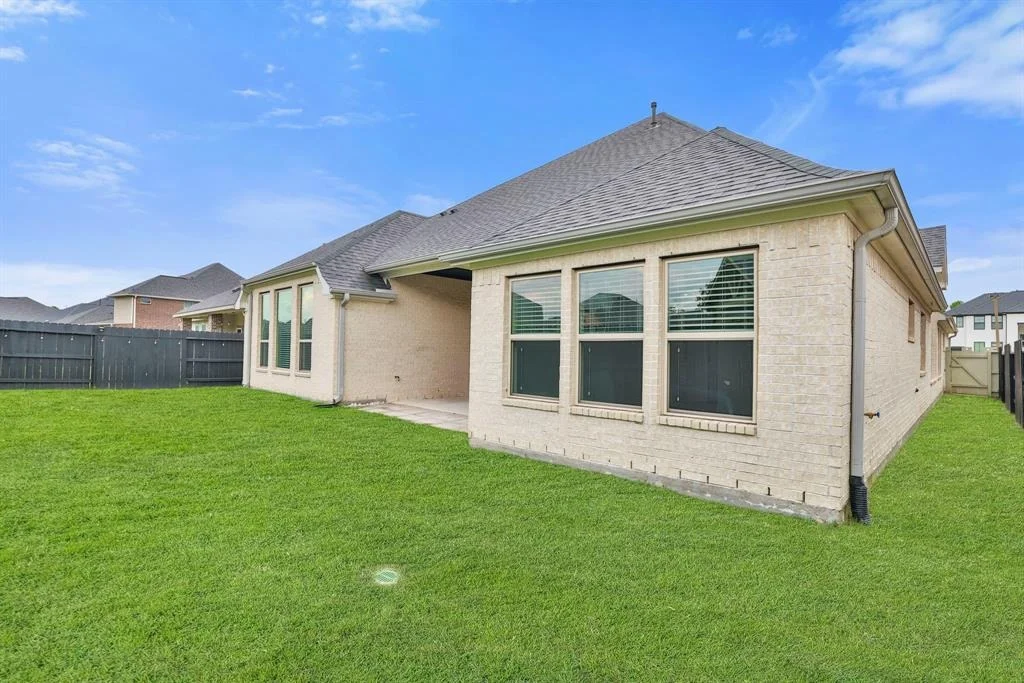 Photo of 10021 Preserve Way