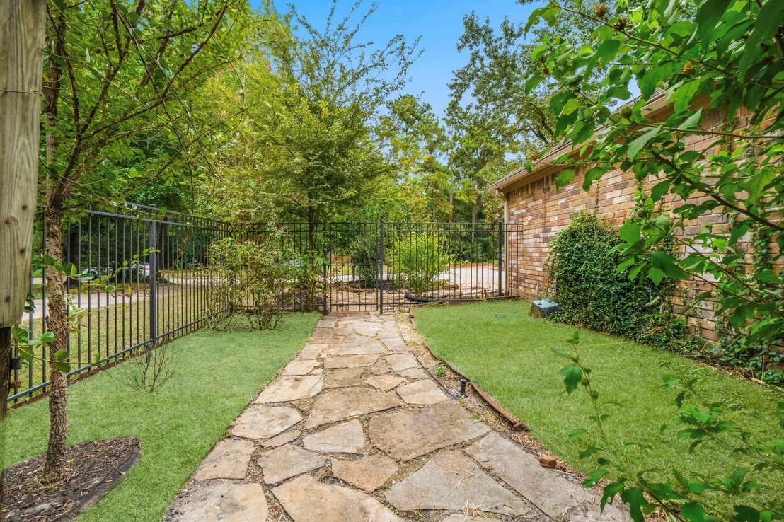 Photo of 11 Thorn Berry Place