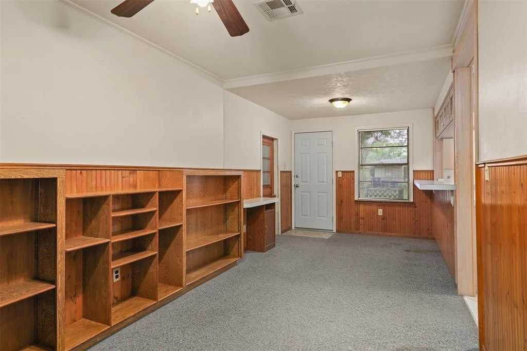 Photo of 2706 John Street