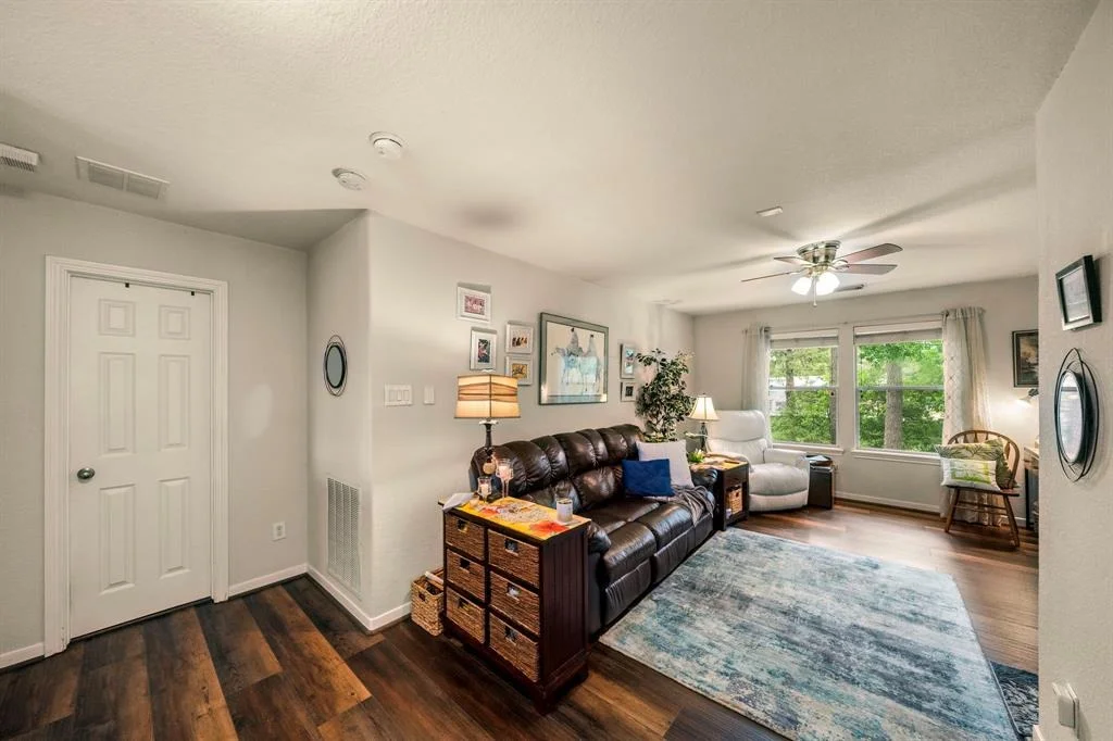 Photo of 15622 Clear Pointe Drive