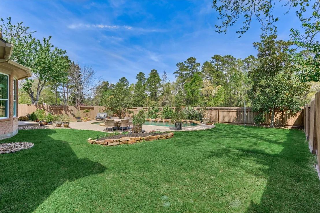 Photo of 170 N Hazelcrest Circle