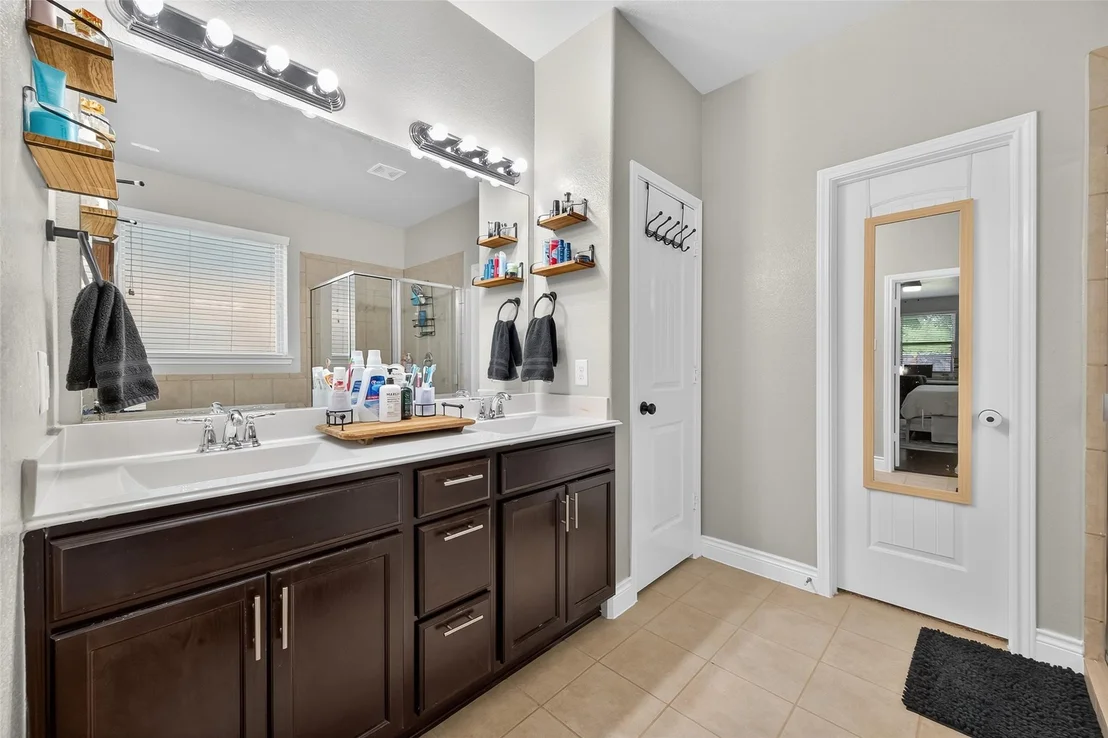 Photo of 1010 Fairway Drive