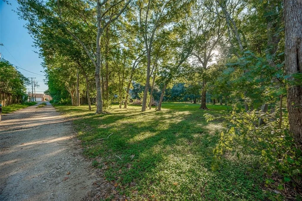 Photo of 3147 Hughes Road
