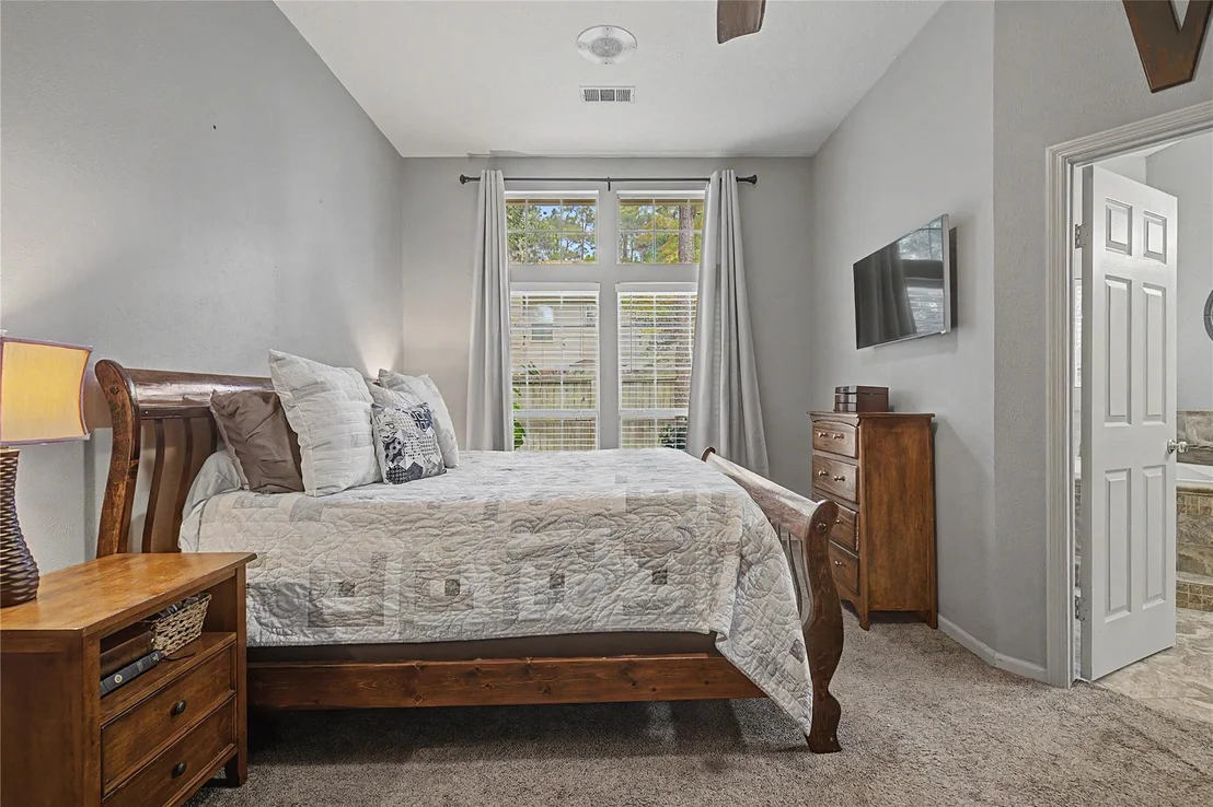 Photo of 59 Laughing Brook Court