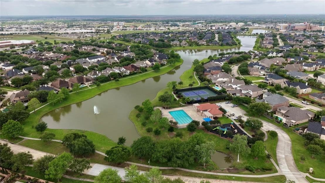Photo of 1317 Course View Drive