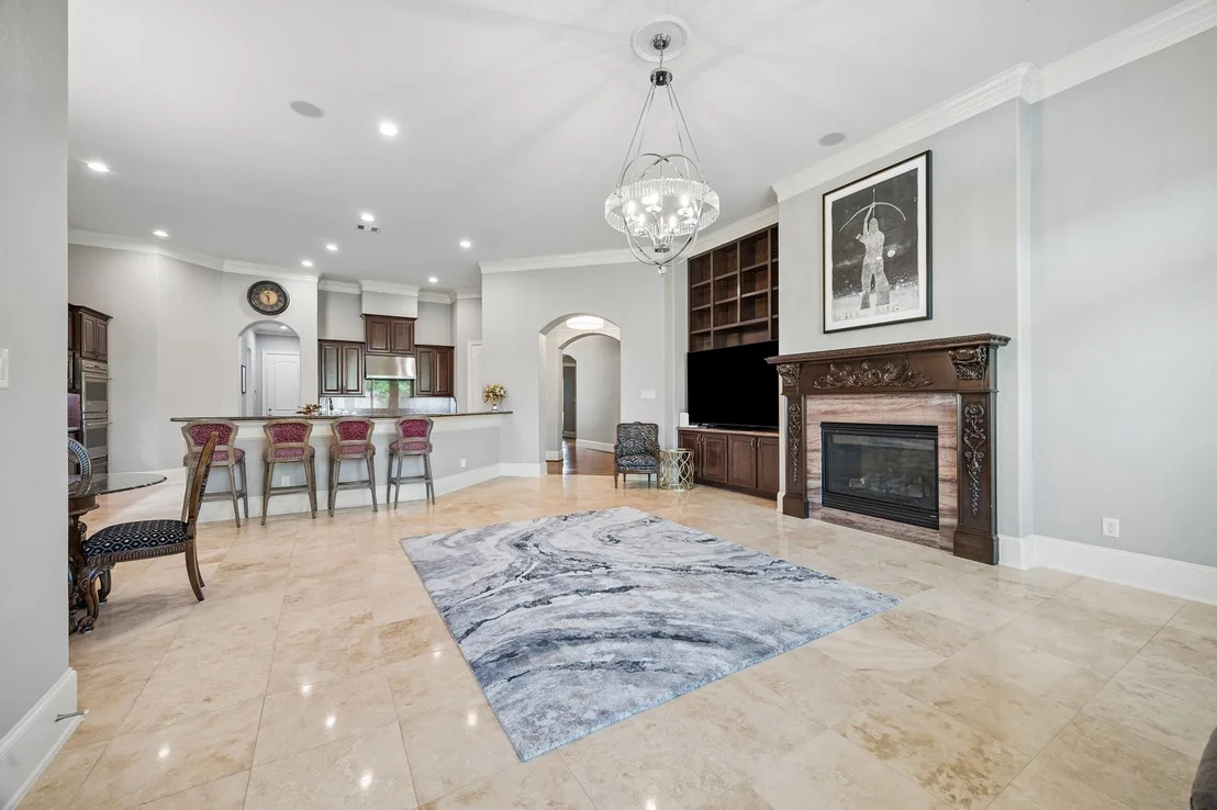 Photo of 3914 Louvre Lane