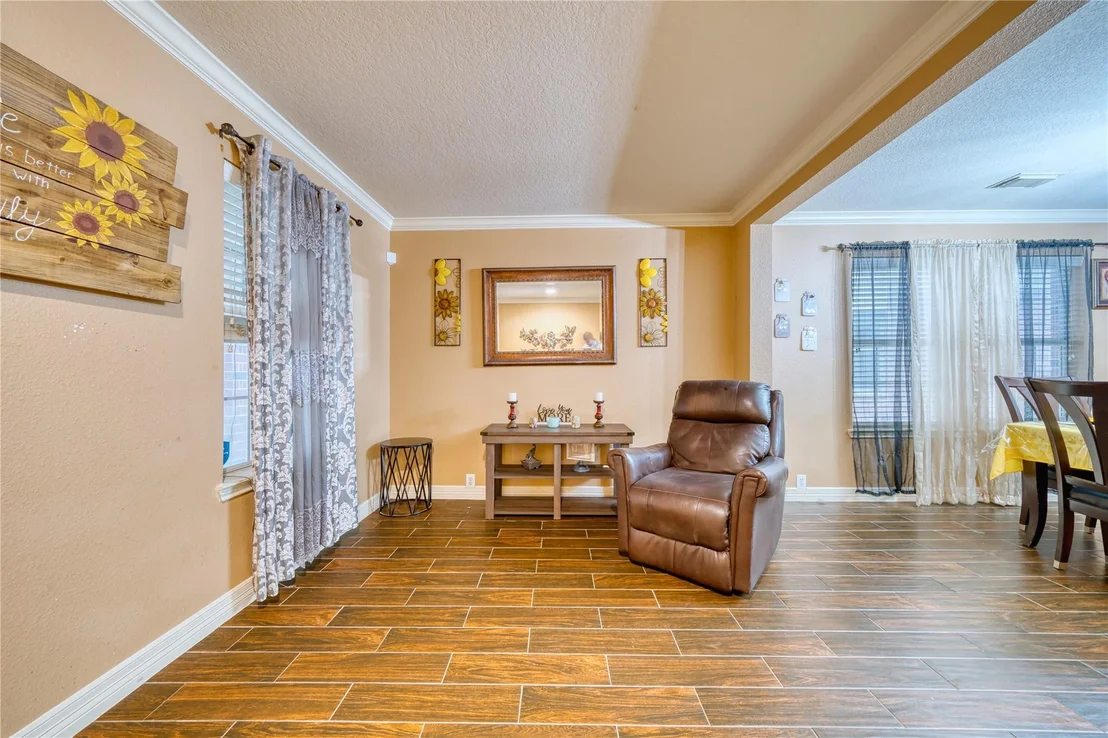 Photo of 2210 Mountain Ranch Drive