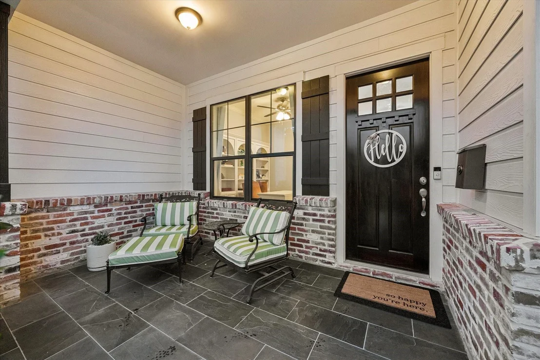 Photo of 1418 Chamboard Lane