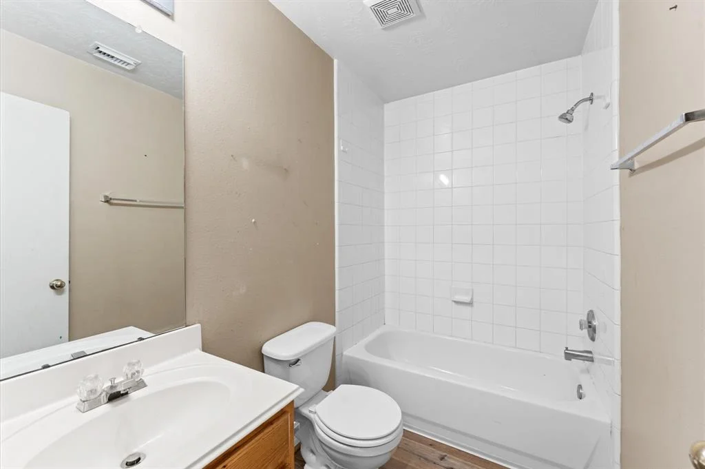 Photo of 6626 Dillon Drive