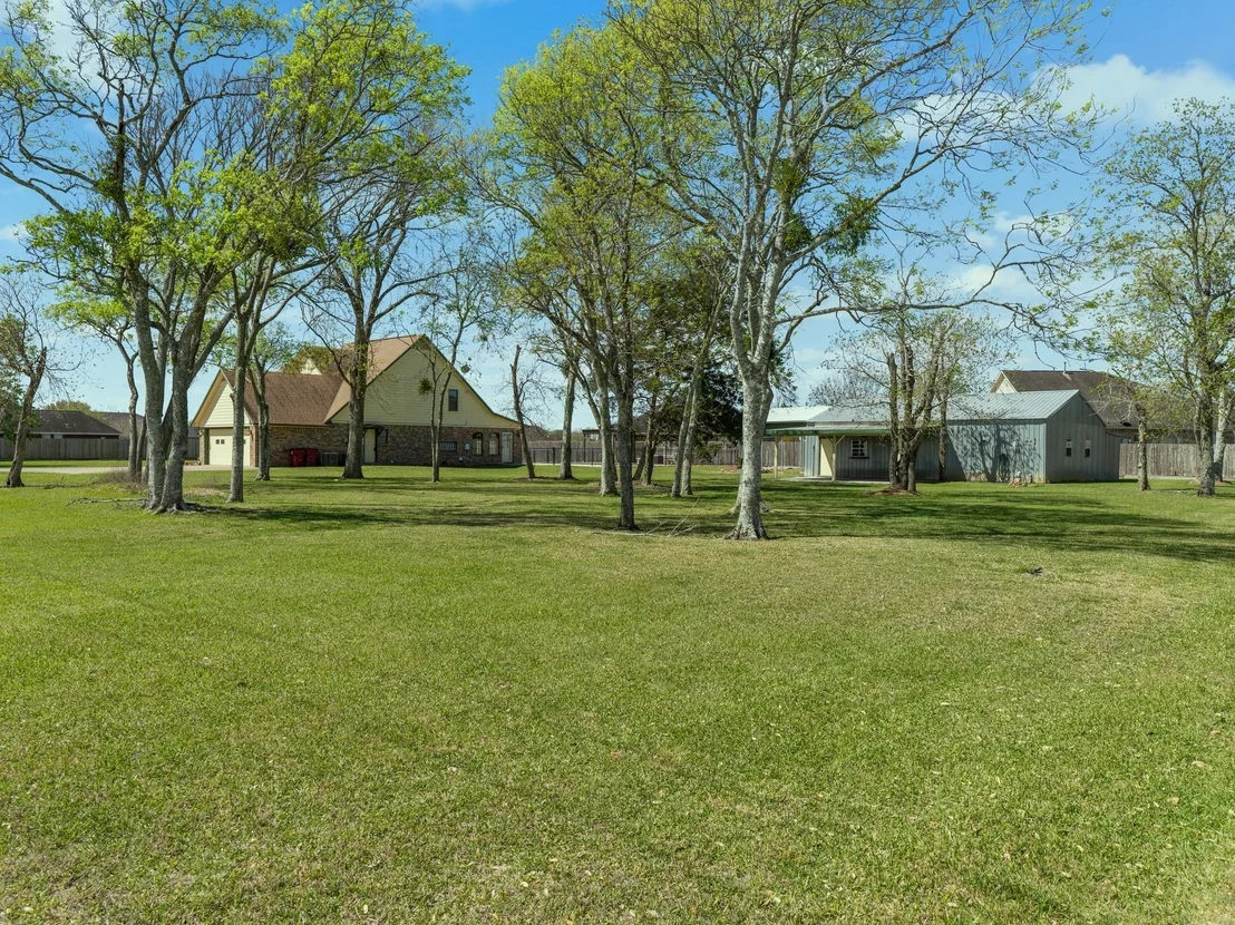 Photo of 3913 County Road 106