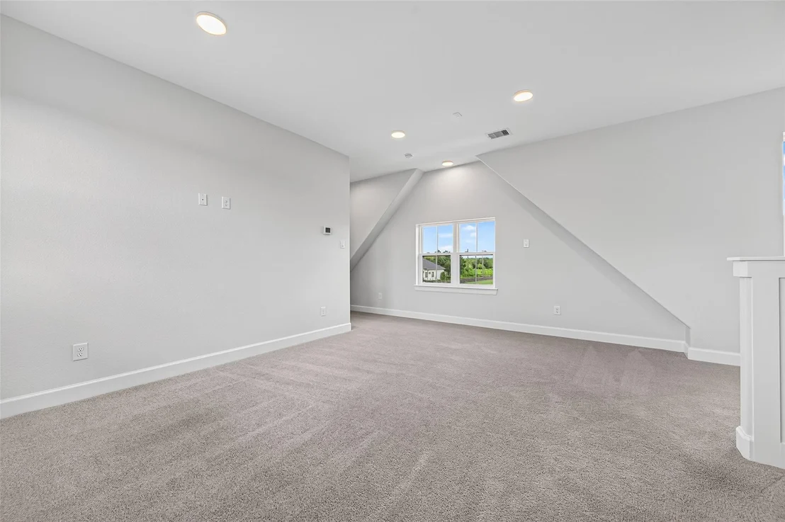 Photo of 8 Little Sorrell Court