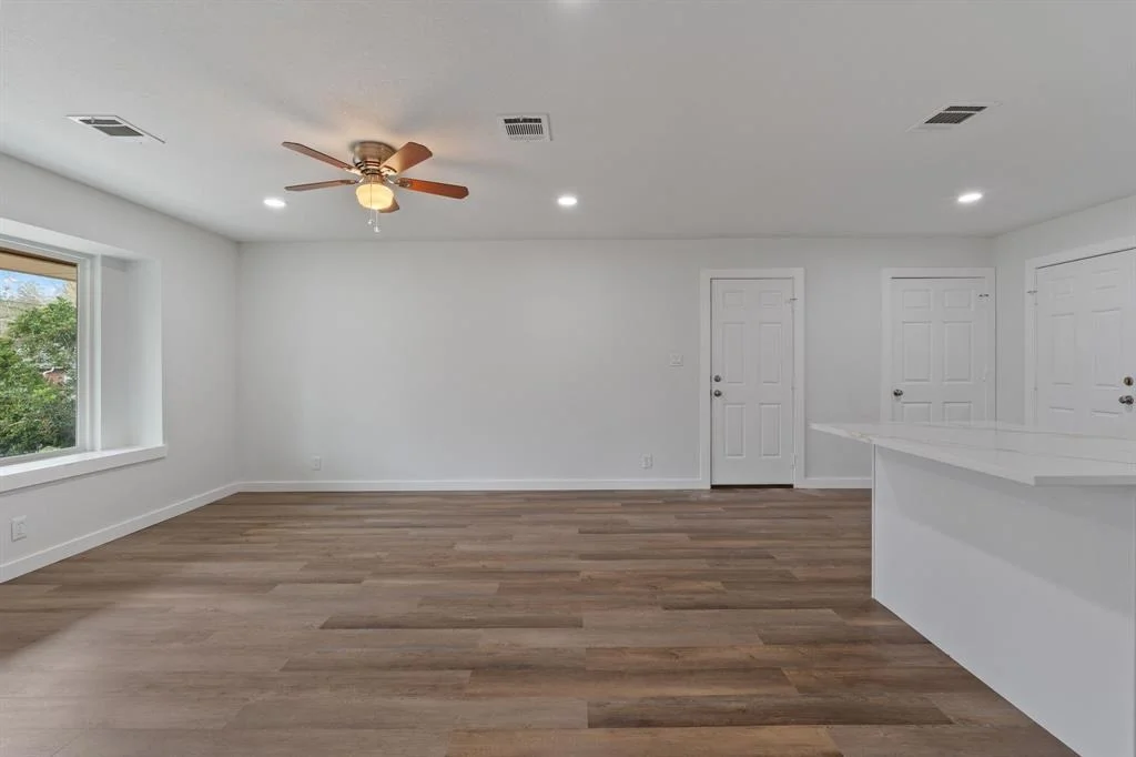 Photo of 228 N Forest Drive