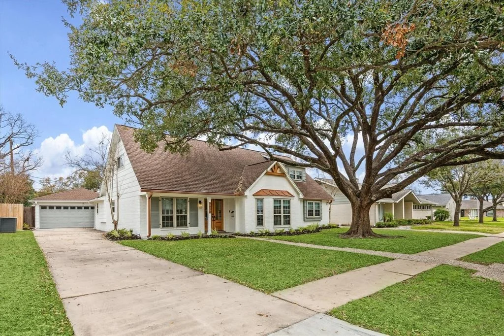 Photo of 7610 Windswept Lane