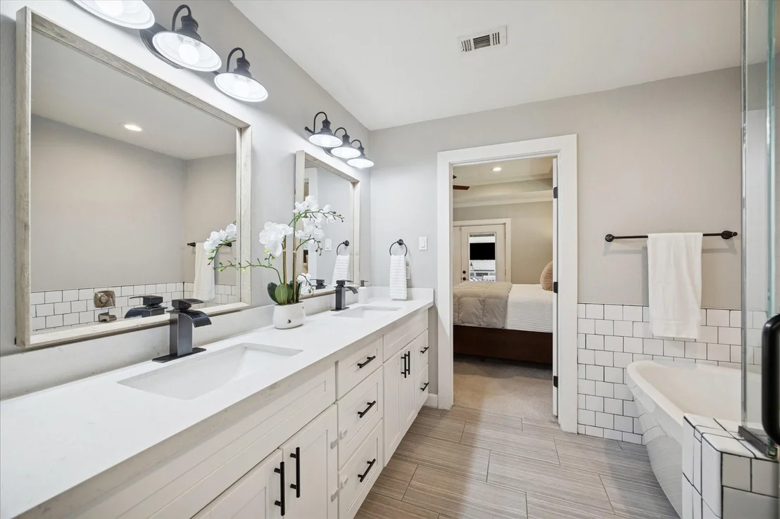 Photo of 14114 River Forest Drive